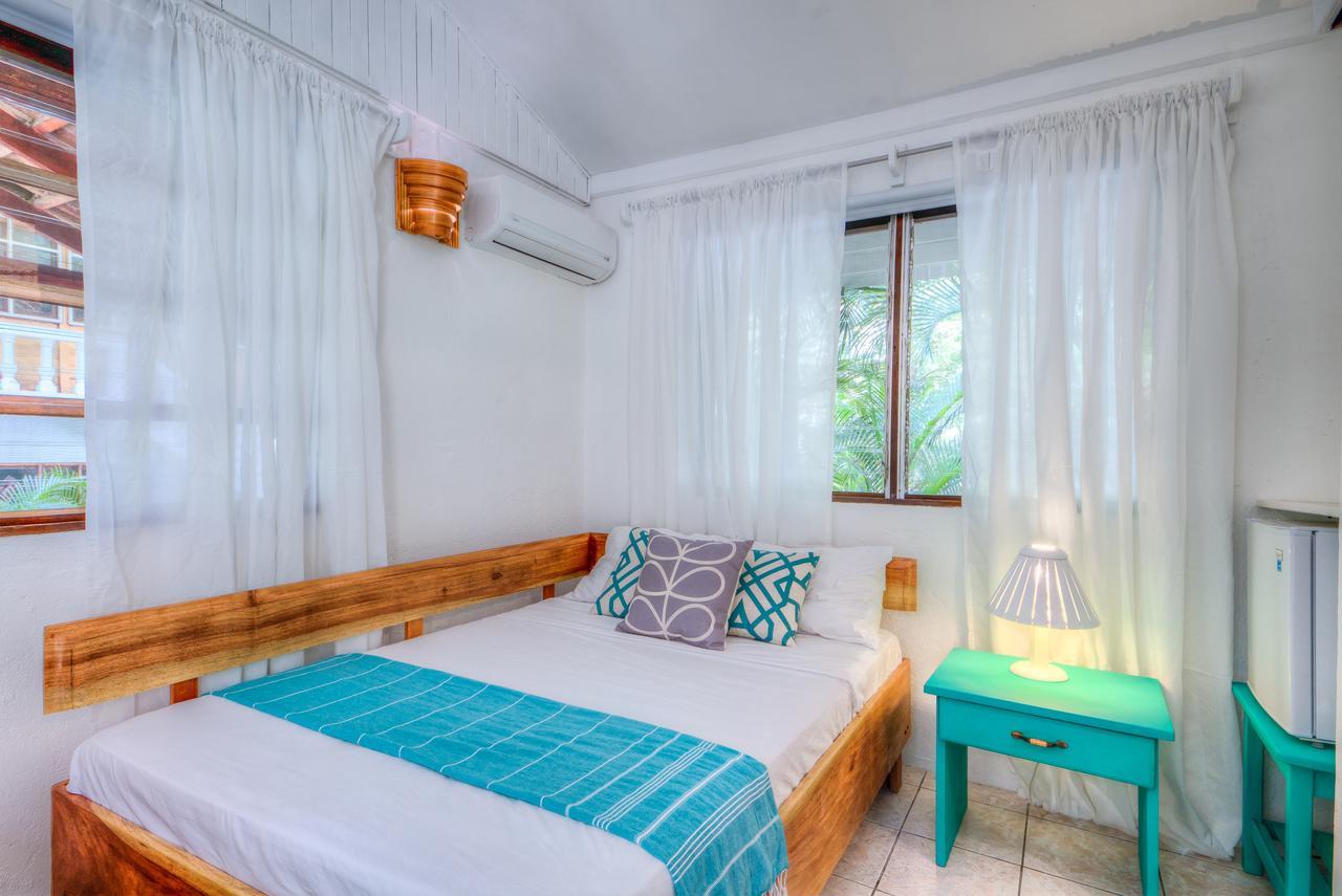 Hotel Guiones 诺萨拉 外观 照片